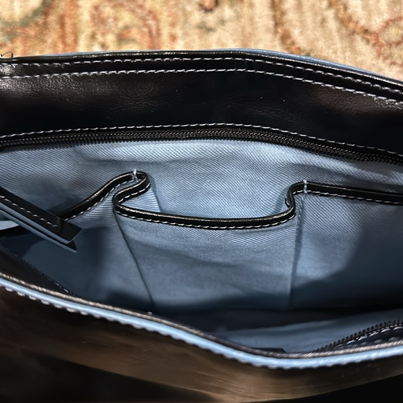 Liz Claiborne Shoulder Bag - Picture 7 of 11